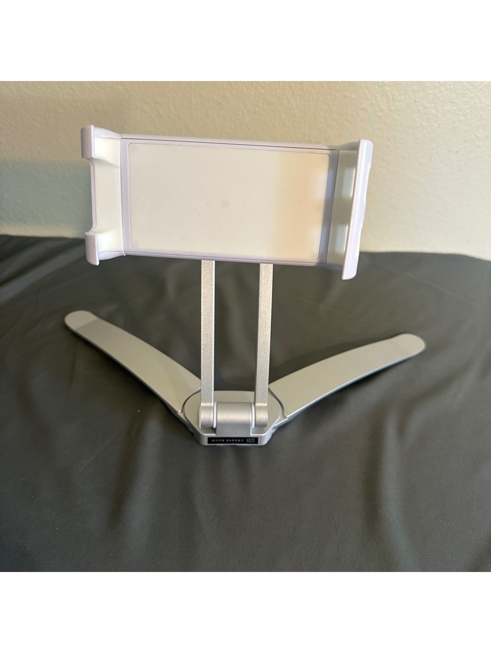 Create Room Adjustable Tablet Holder
